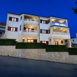 Luxor Apartment Trogir