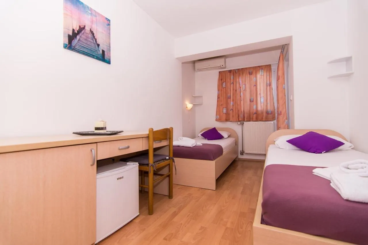 Guest house Villa Jadran 2 Trogir Croatia