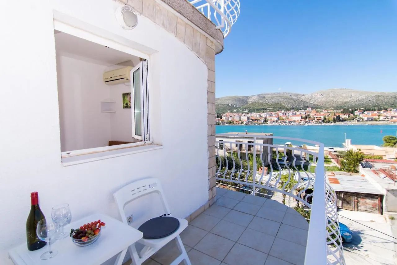 Villa Jadran 2 Trogir 0*,