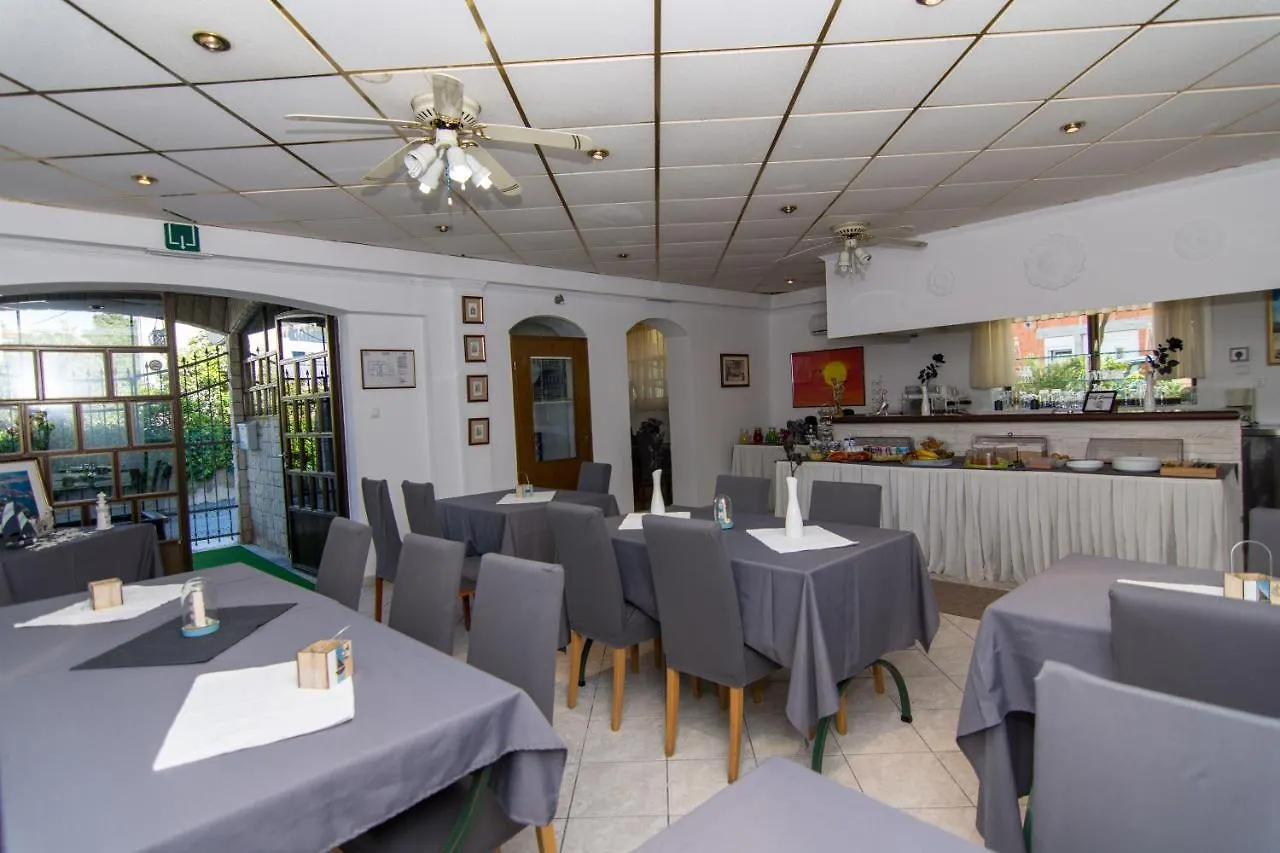 Guest house Villa Jadran 2 Trogir
